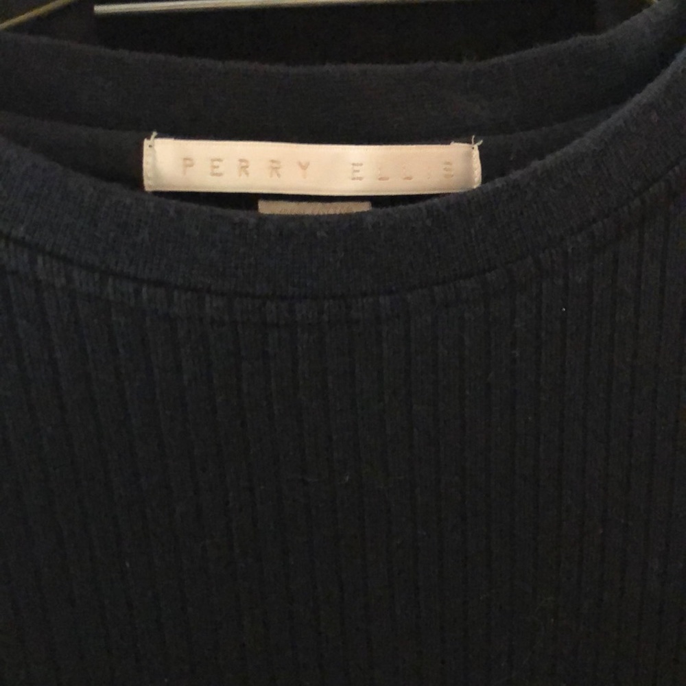 Perry Ellis - Picture 3 of 7